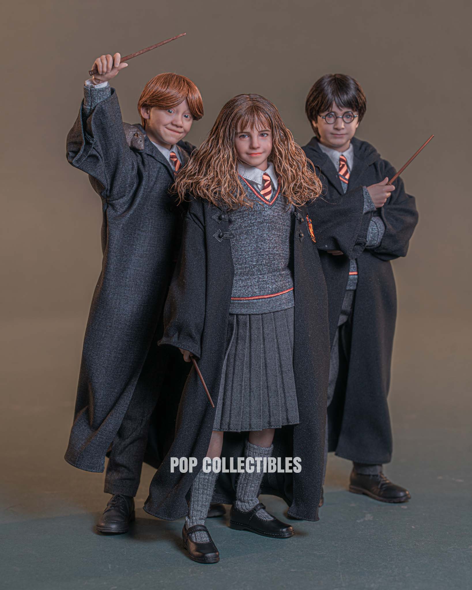 INART Harry Potter and the Philosopher’s Stone - Hermione Granger 1/6 Collectible Figure - Image 9