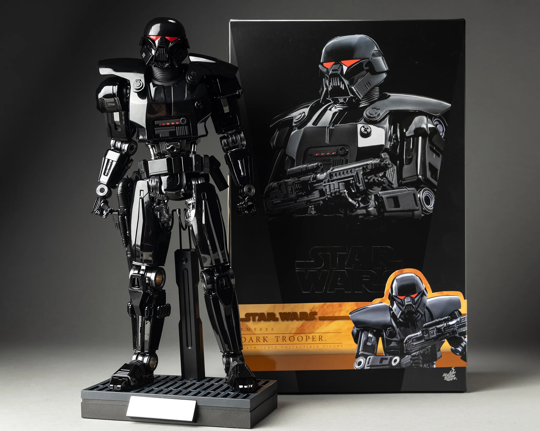 Hot toys TMS032 Star Wars The Mandalorian Dark Trooper - Image 7